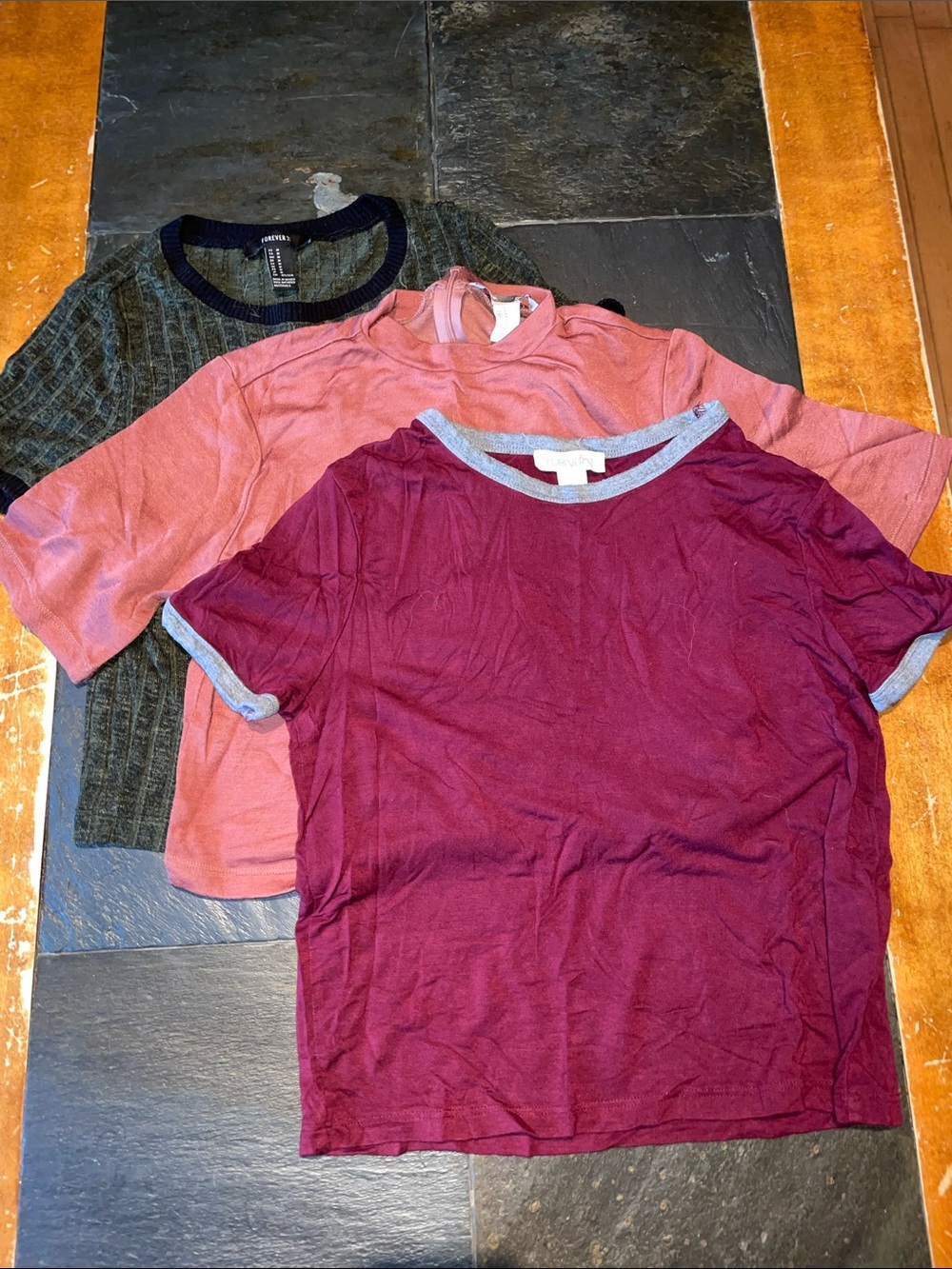 Forever 21 Crop tees